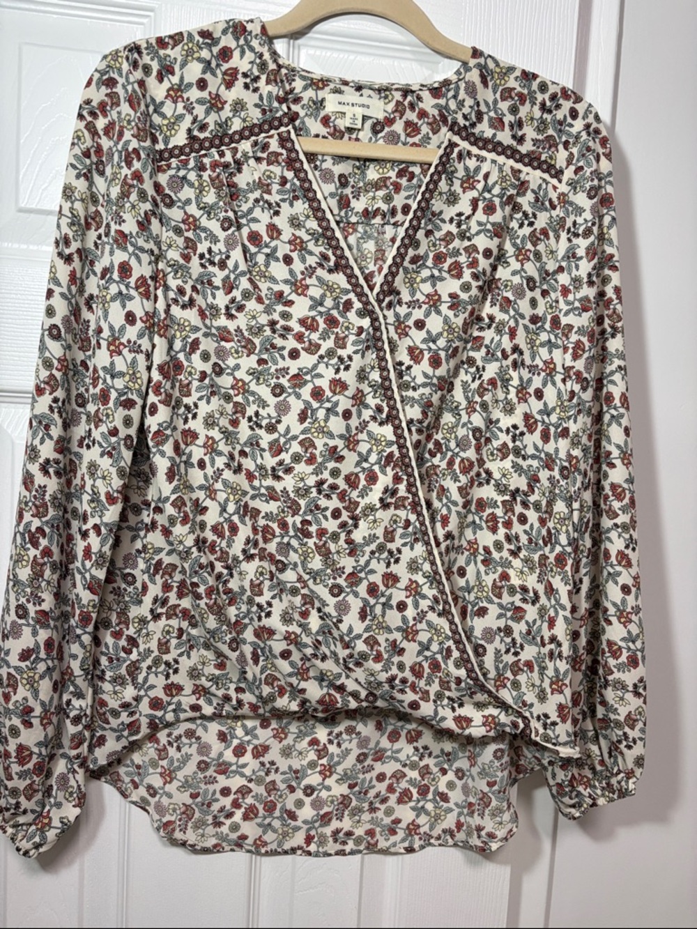 Max Studio Cream Floral V-Neck Wrap Blouse with Brown Trim - Picture 2 of 5